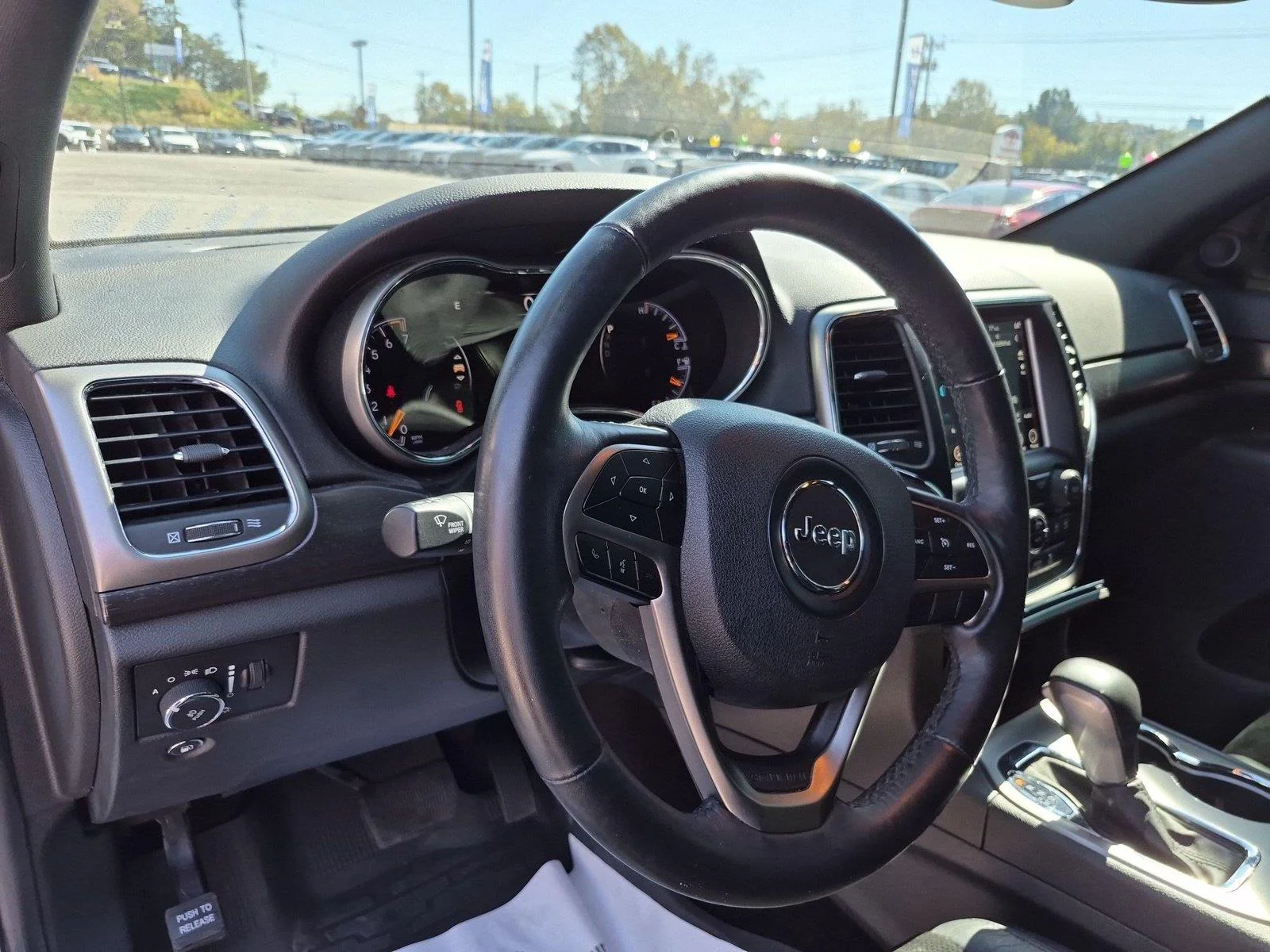 Used 2018 Bright White Clearcoat Jeep Altitude image 18