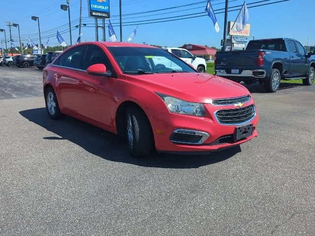 Used 2015 RED HOT Chevrolet LT image 5