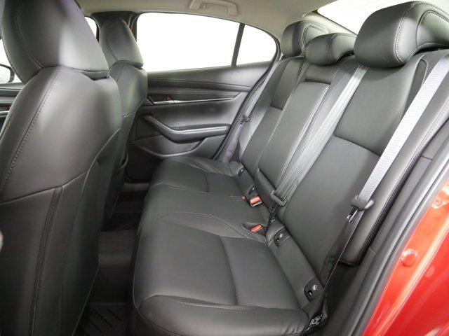 Used 2025 Soul Red Crystal Metallic Mazda SE image 11