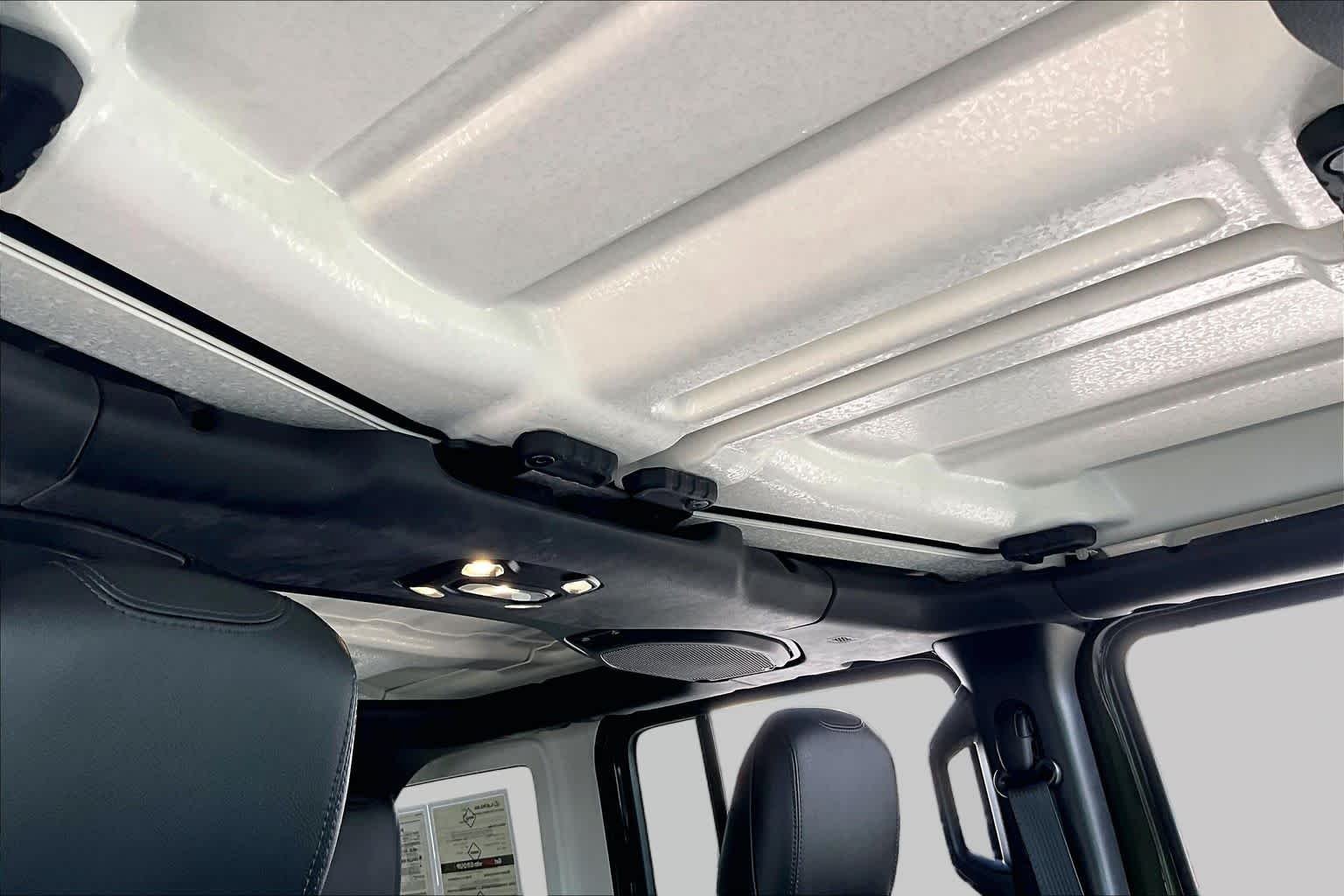 Used 2023 Sarge Green Clearcoat Jeep Rubicon image 13