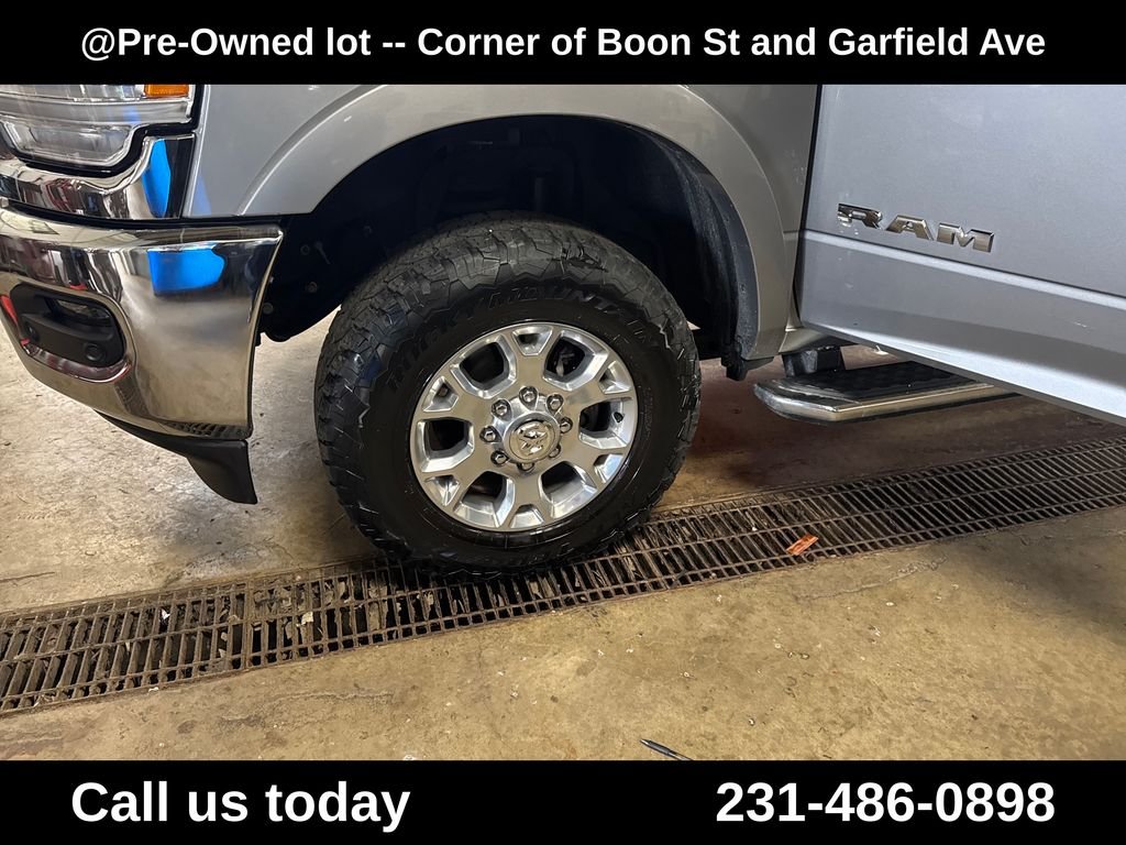 Used 2022 Silver Ram Laramie image 11
