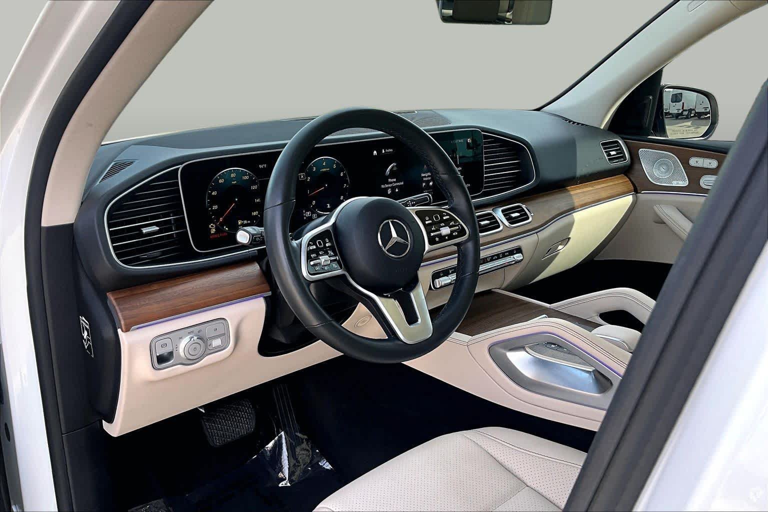 Used 2022 MANUFAKTUR Diamond White Bright Mercedes-Benz GLE 350 image 16