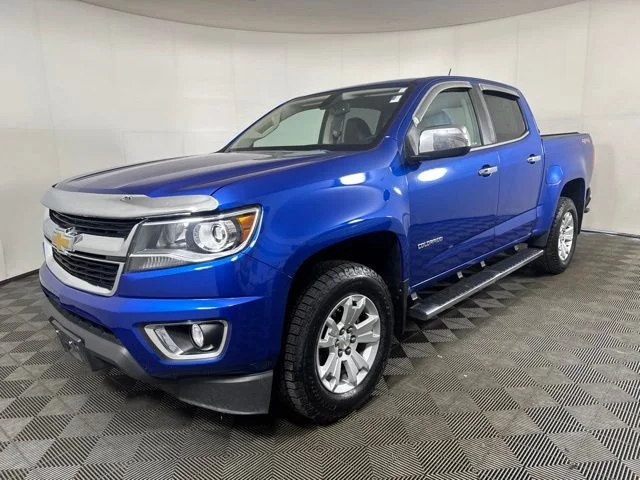 Used 2019 Blue Chevrolet LT image 8