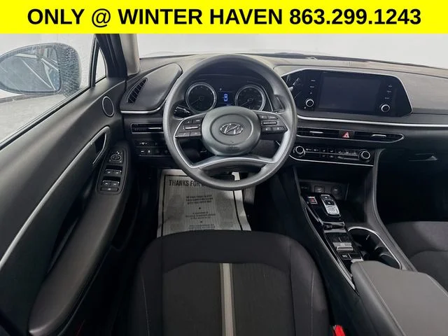 Used 2023 Gray Hyundai SE image 19