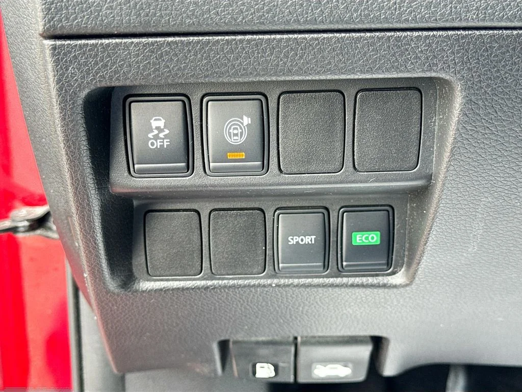 Used 2017 Red Nissan SV image 11