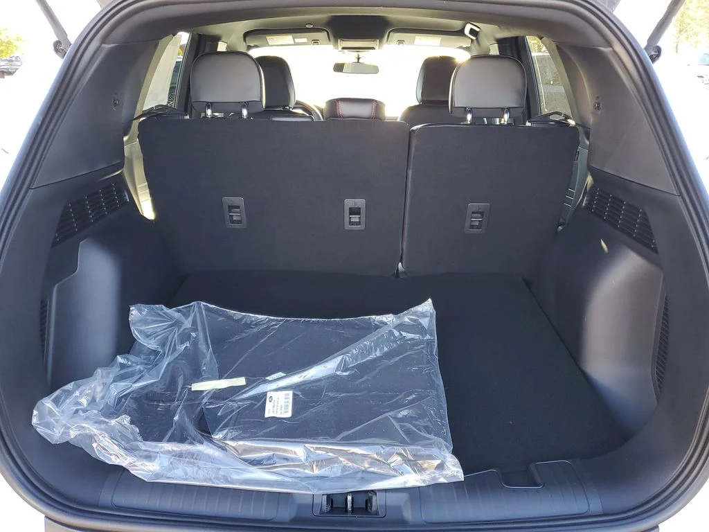 2026 Ford Escape ST-Line - Photo 26