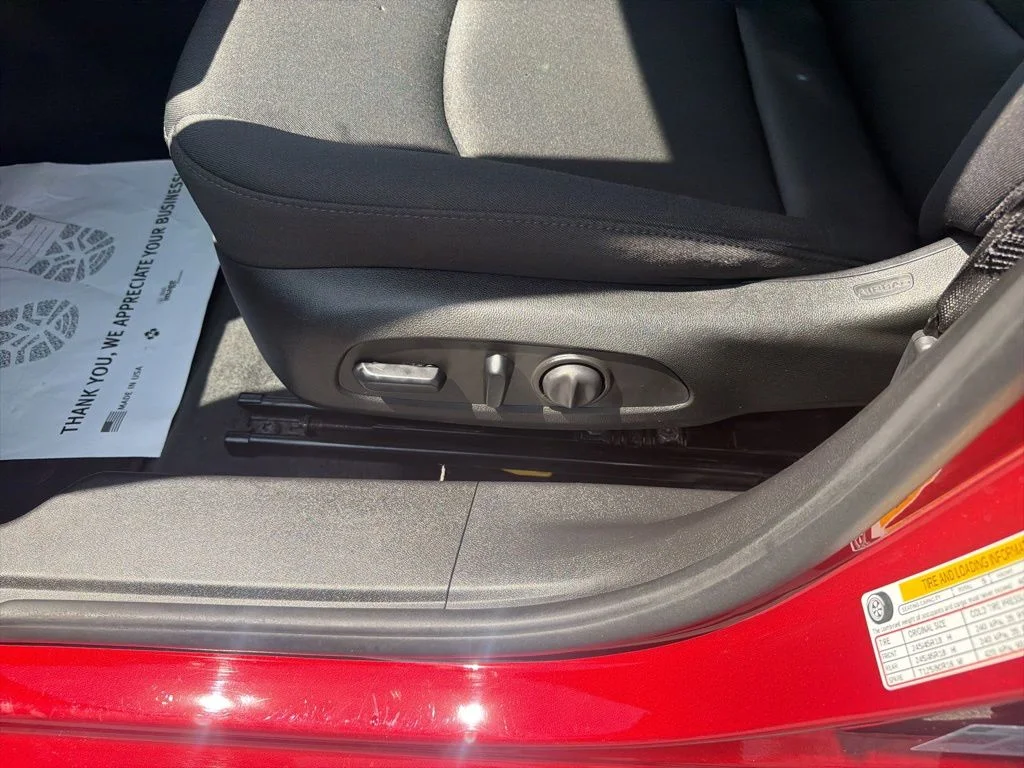 Used 2023 Red Chevrolet RS image 28