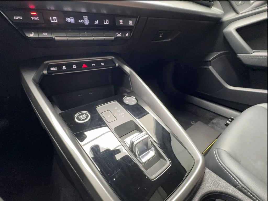 Used 2024 White Audi  image 43