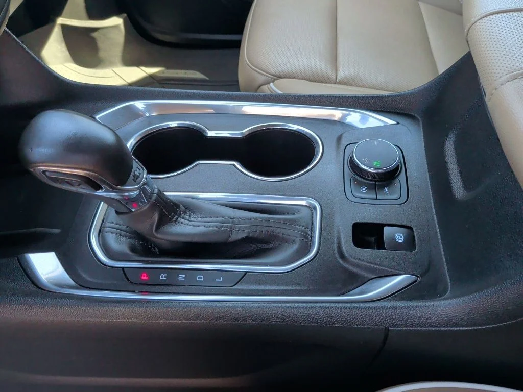 Used 2023 Gray Chevrolet Premier image 31