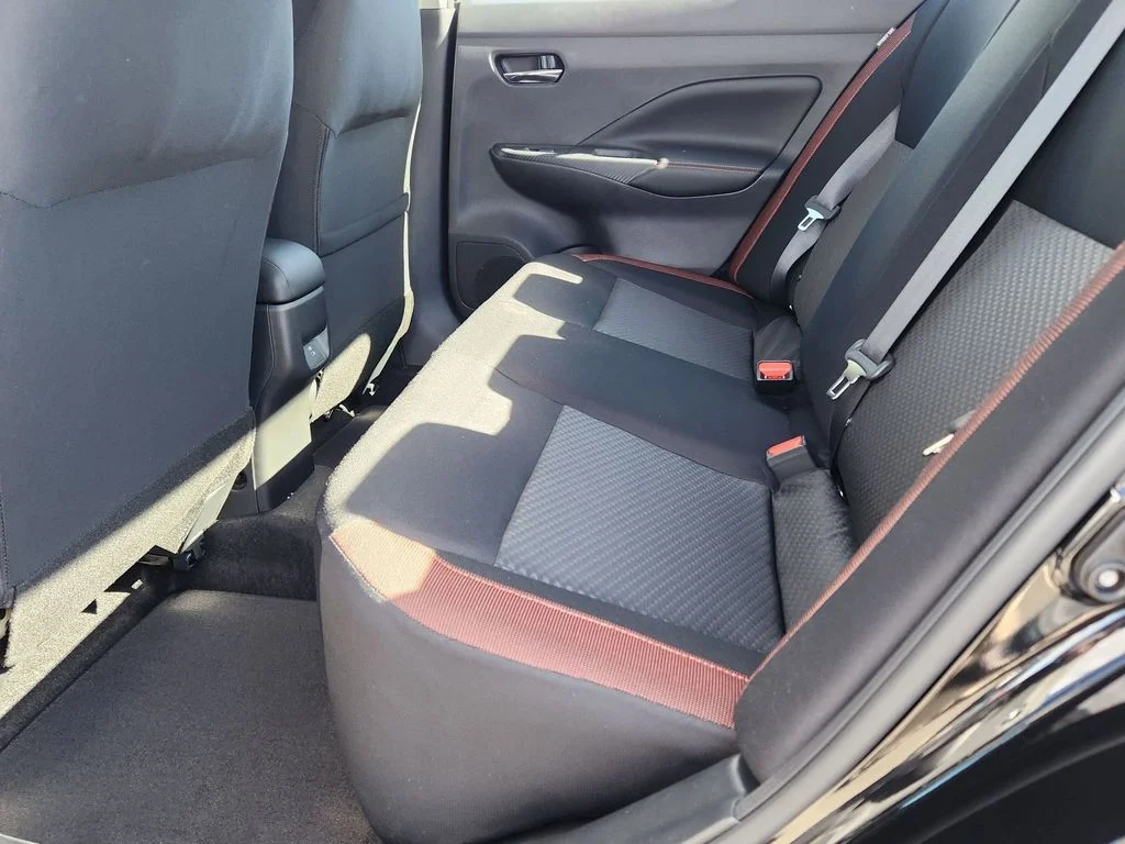 2025 Nissan Versa Sedan SR - Photo 15