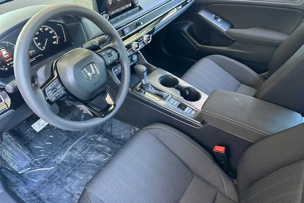 New 2026 Platinum White Pearl Honda 2WD LX image 9