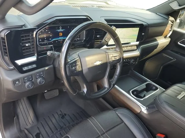 Used 2025 Sterling Gray Metallic Chevrolet High Country DRW image 6