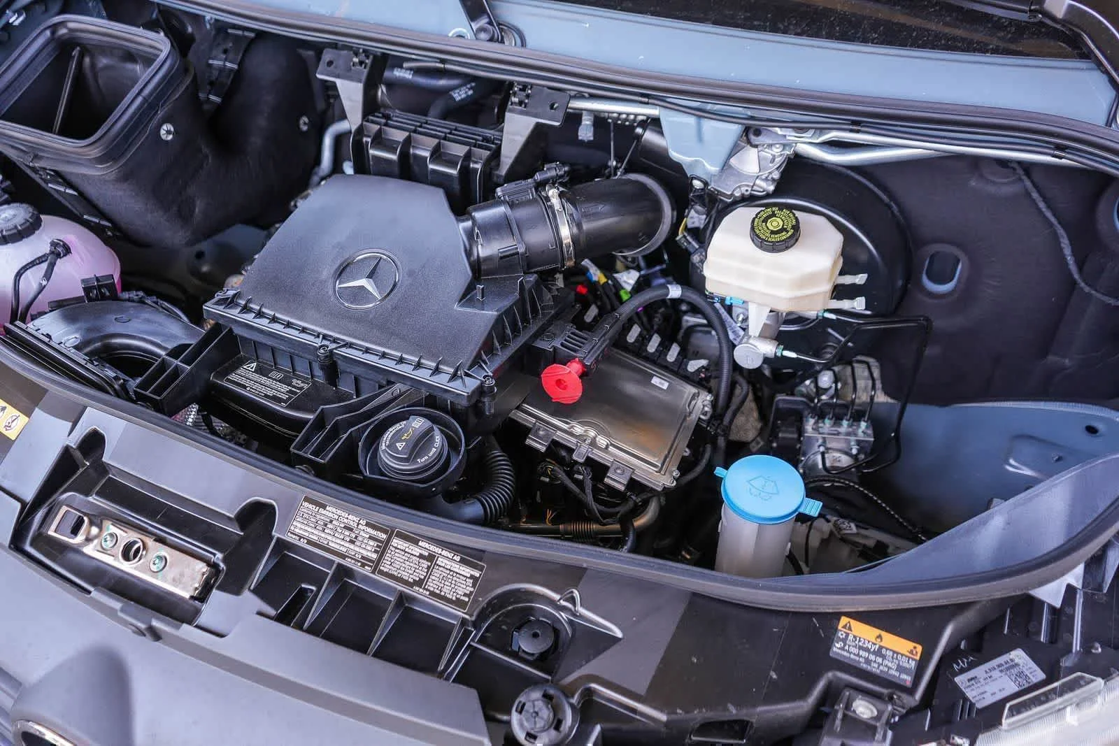 New 2026 Blue Gray Mercedes-Benz Cargo 170WB High Roof RWD 2.0L I4 Diesel Turbo HO image 33