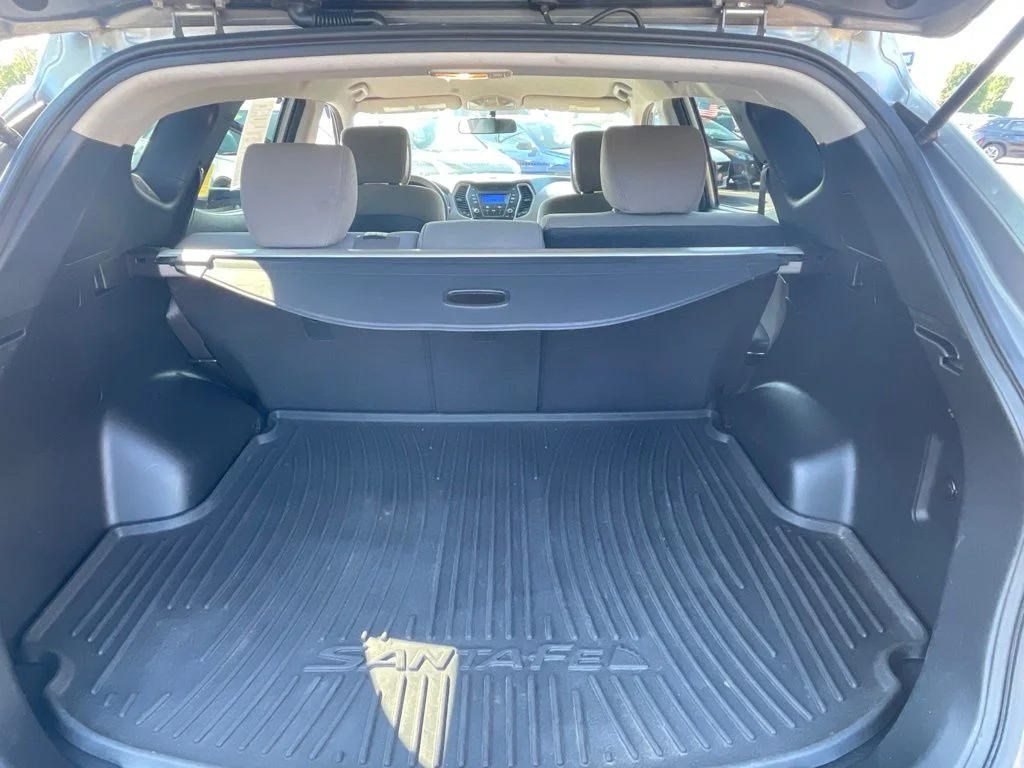 Used 2015 Gray Hyundai Base image 13