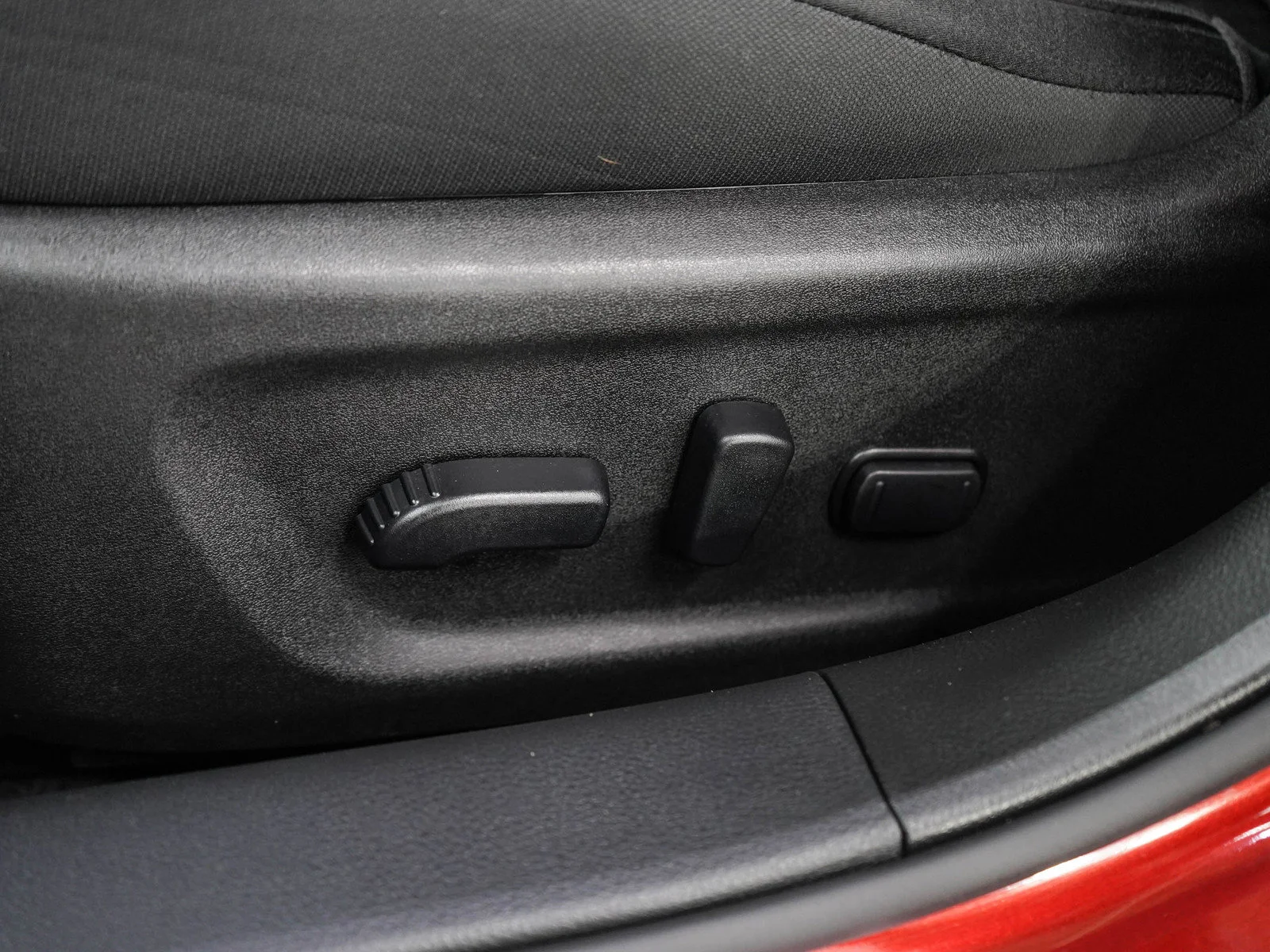 Used 2024 Scarlet Ember Nissan 2.5 SV image 27