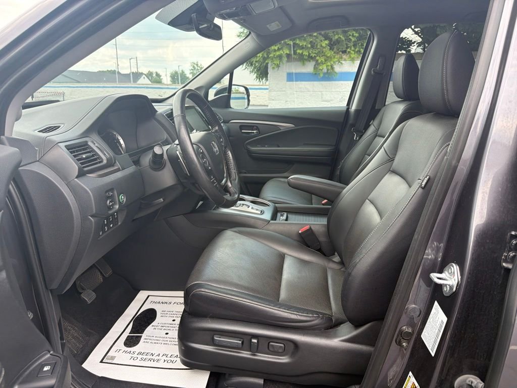 Certified Used 2022 Modern Steel Metallic Honda RTL-E image 17