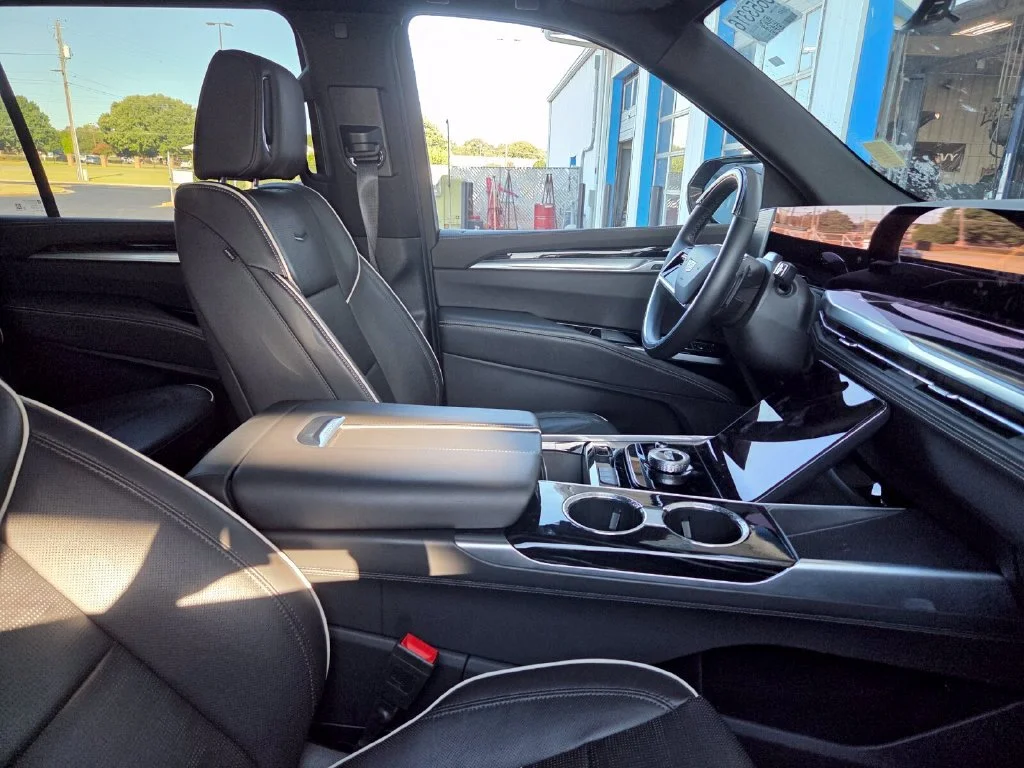 Used 2025 Black Raven Cadillac Sport image 8