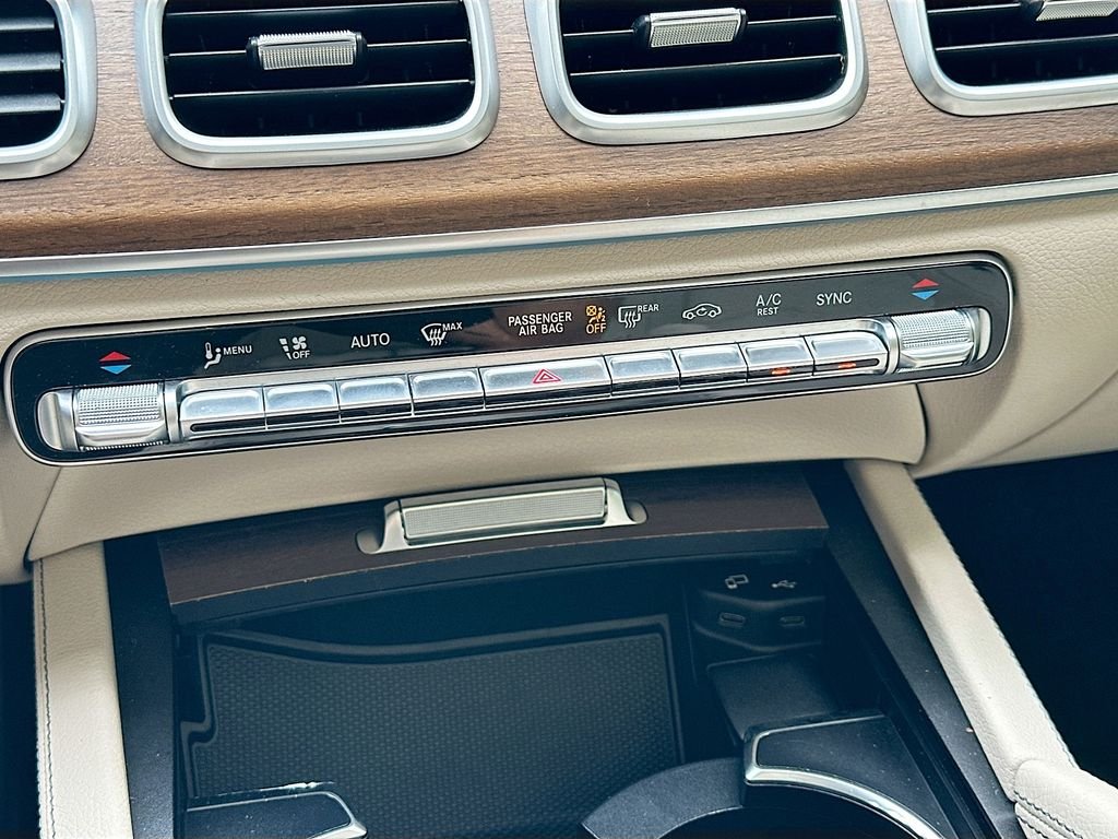 Certified Used 2022 Black Mercedes-Benz GLE 350 image 16