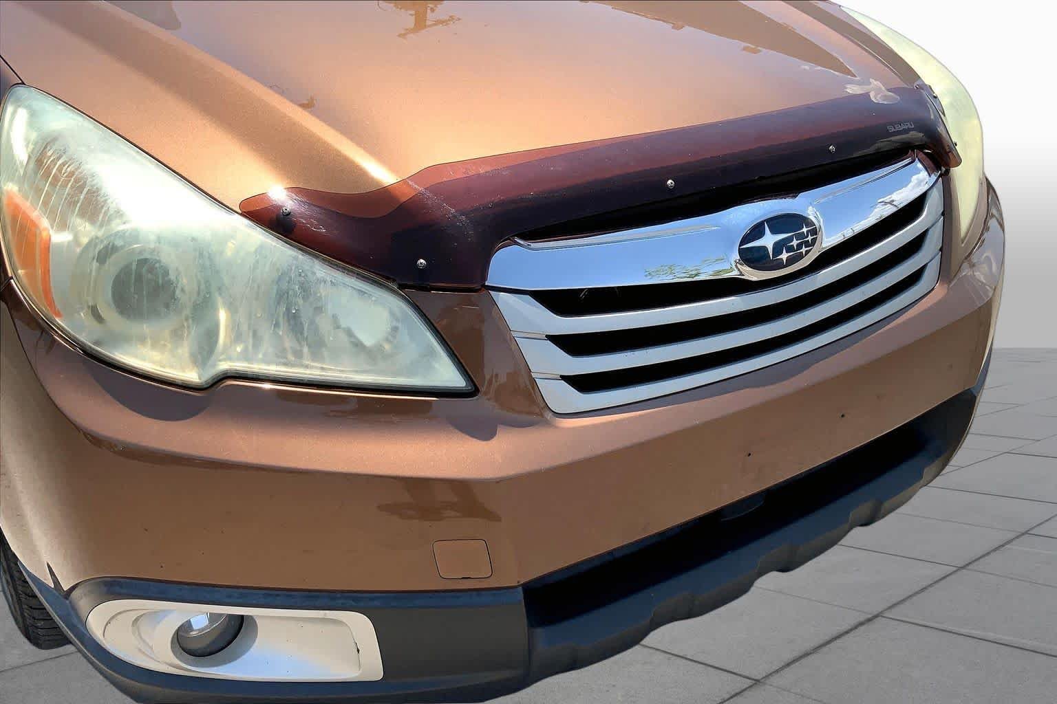 Used 2011 Caramel Bronze Metallic Subaru 2.5i Prem AWP/Pwr Moon image 29
