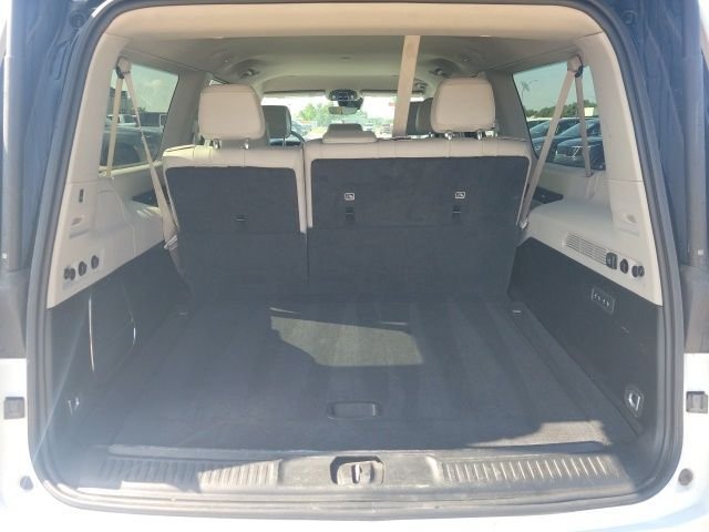 Used 2024 White Jeep Series II image 28