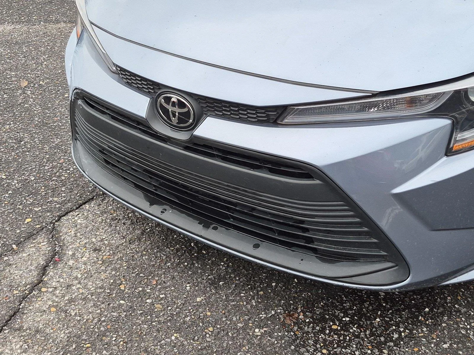 Used 2023 Celestite Toyota LE image 13