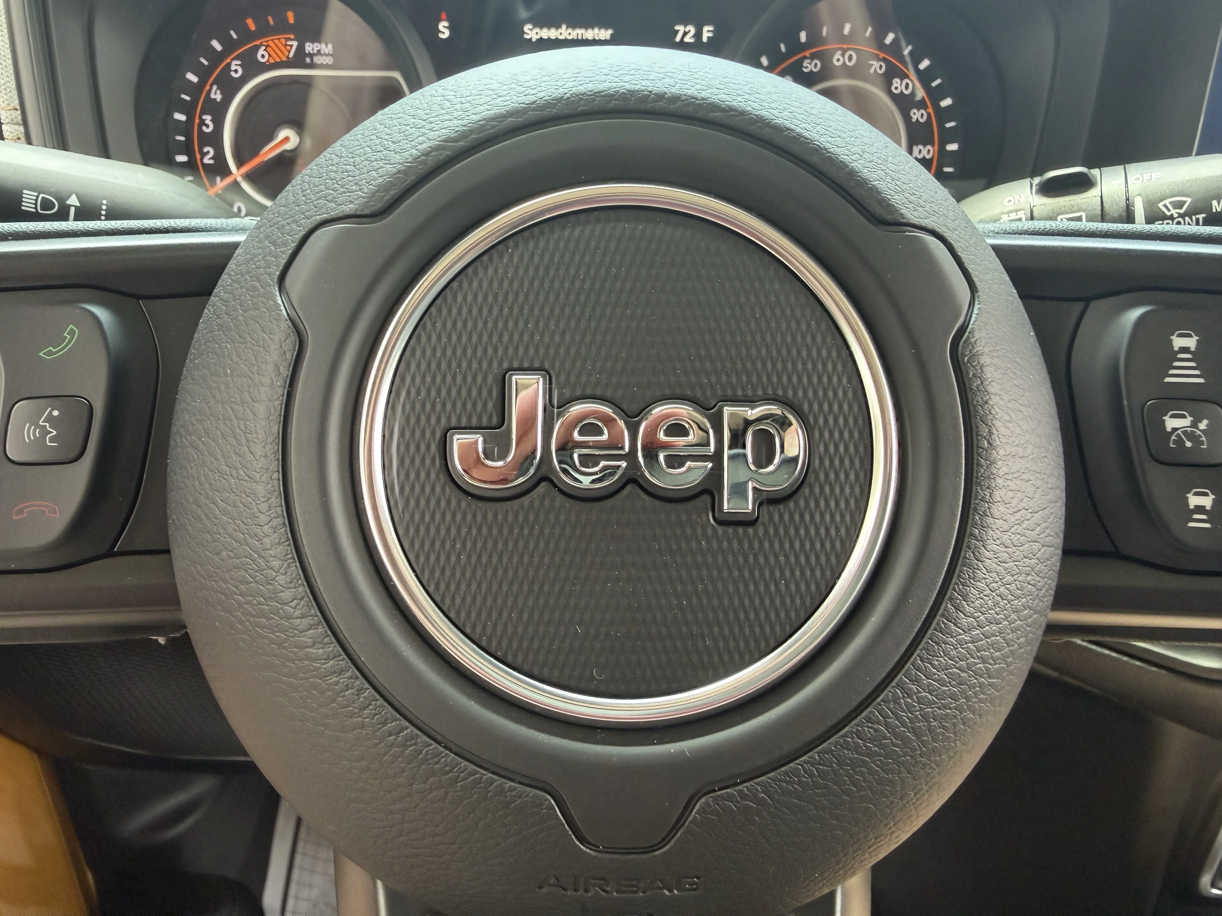 New 2026 Goldilocks Exterior Paint Jeep Sport S image 35