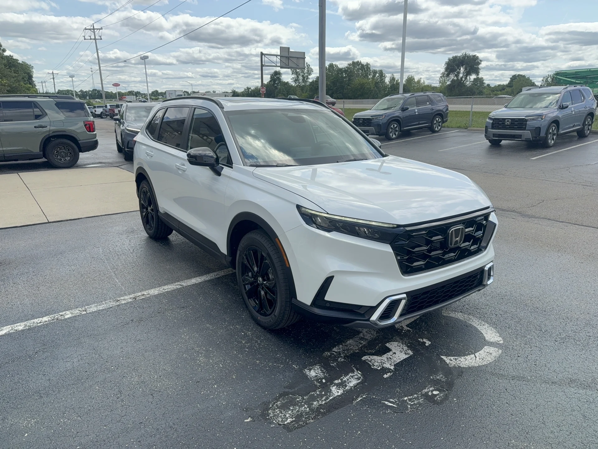 New 2026 Platinum White Pearl Honda Sport Touring image 3