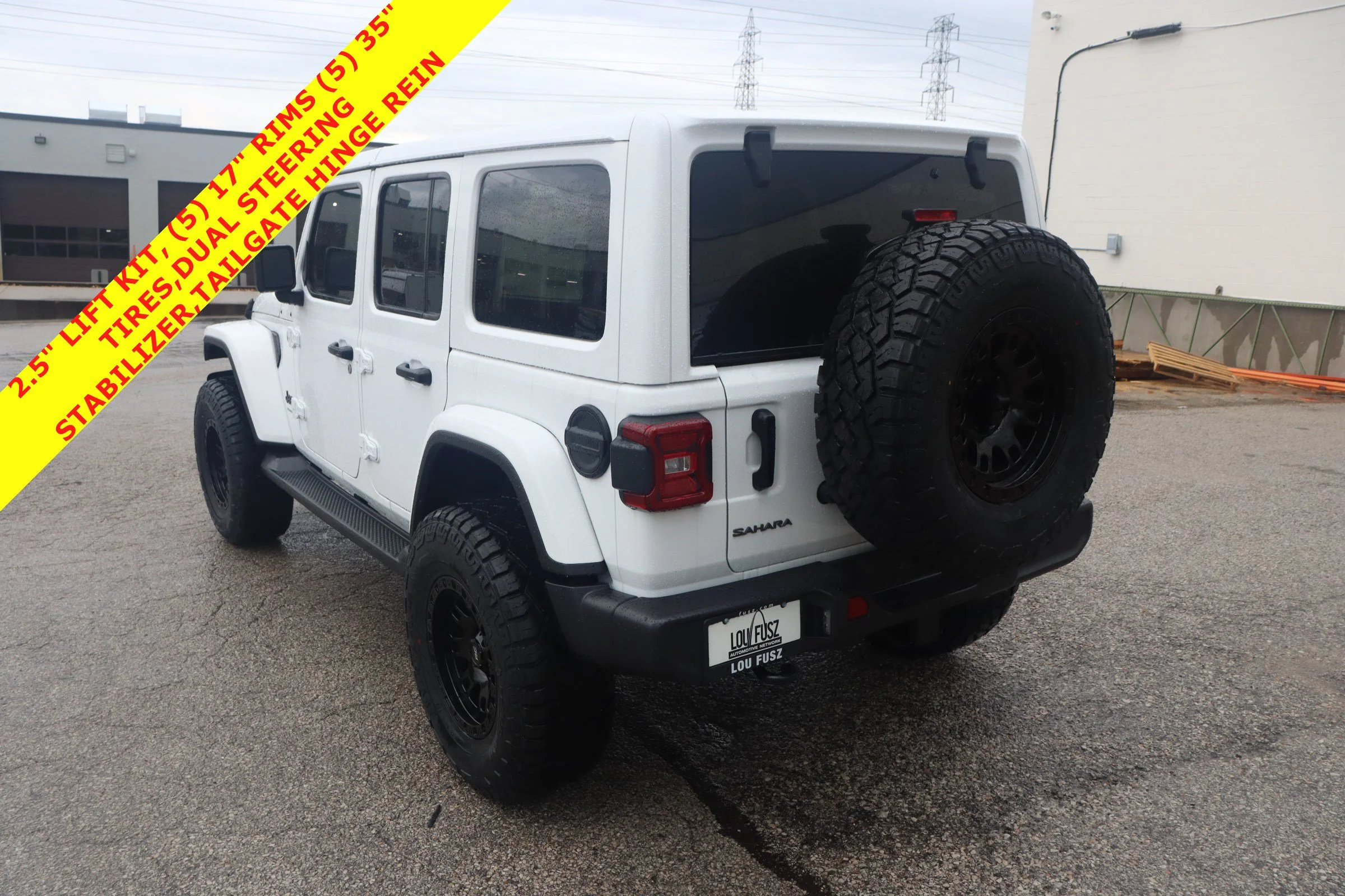 New 2026 Bright White Clear-Coat Exterior Paint Jeep Sahara image 5