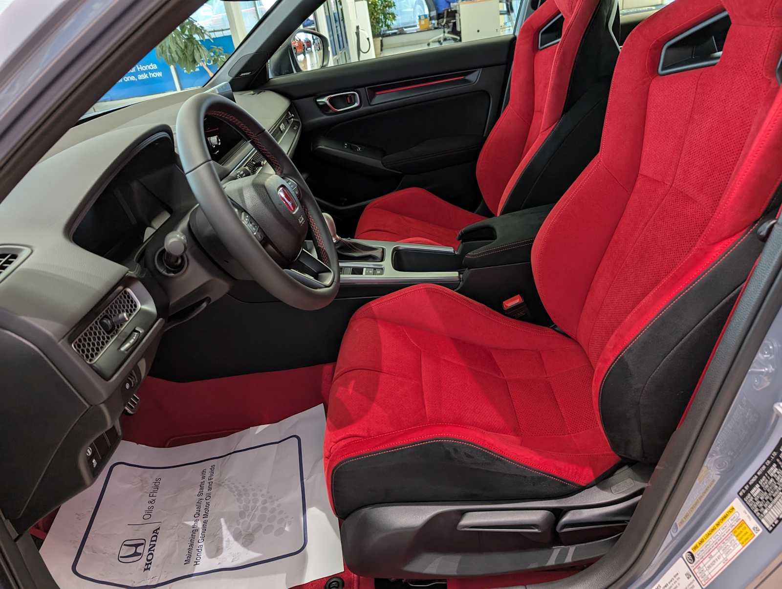 2025 Honda Civic Hatchback Type-R - Photo 3