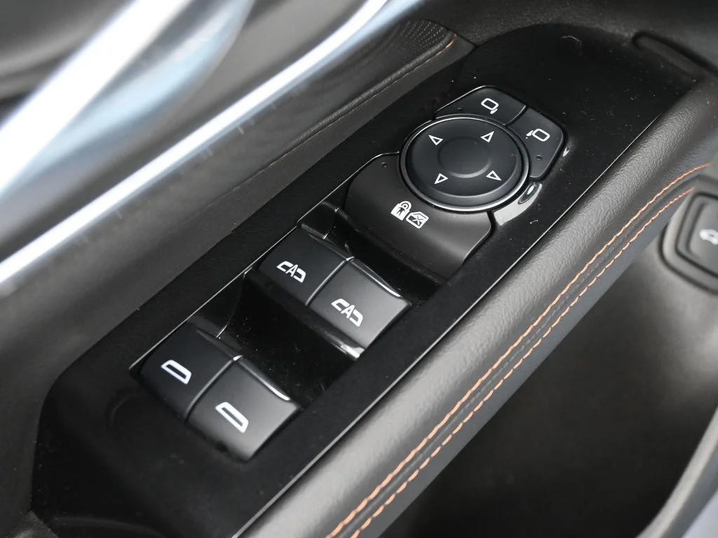 Used 2025 Drift Metallic Cadillac V-Series image 16