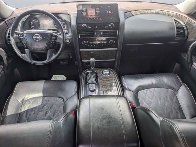 Used 2023 Black Nissan Platinum image 17