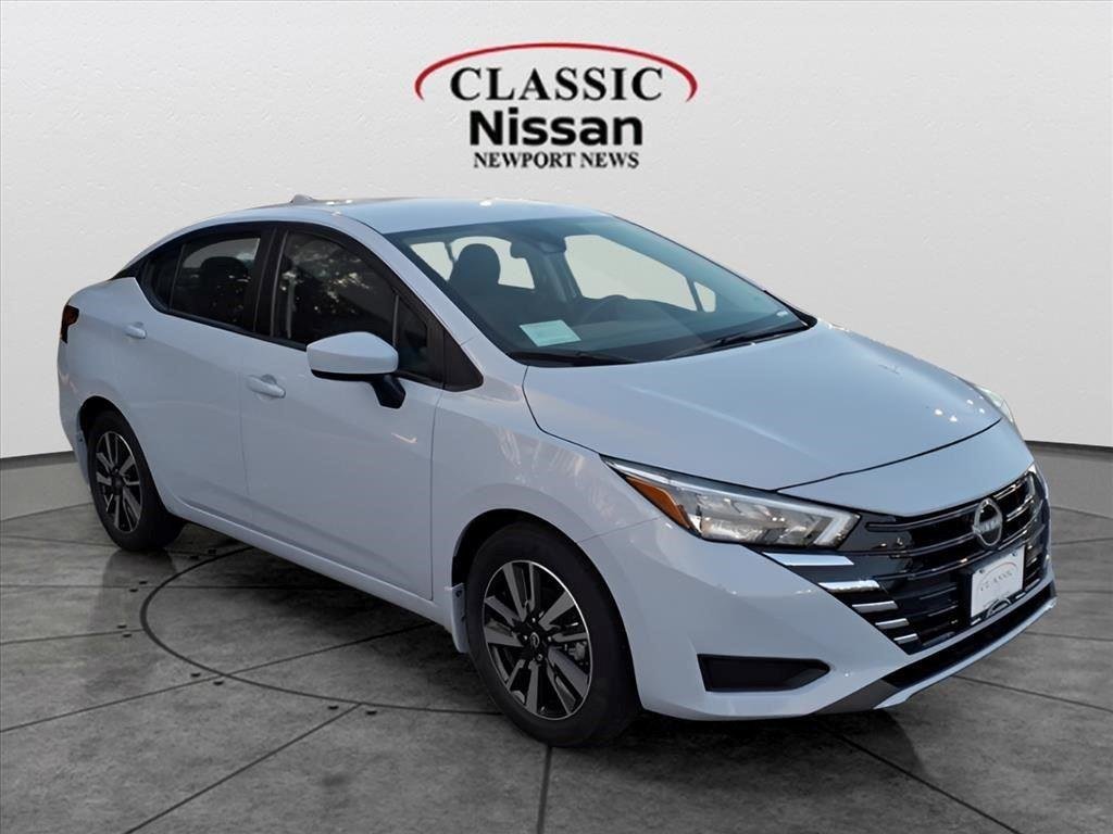 2025 Nissan Versa 1.6 SV CVT's photo