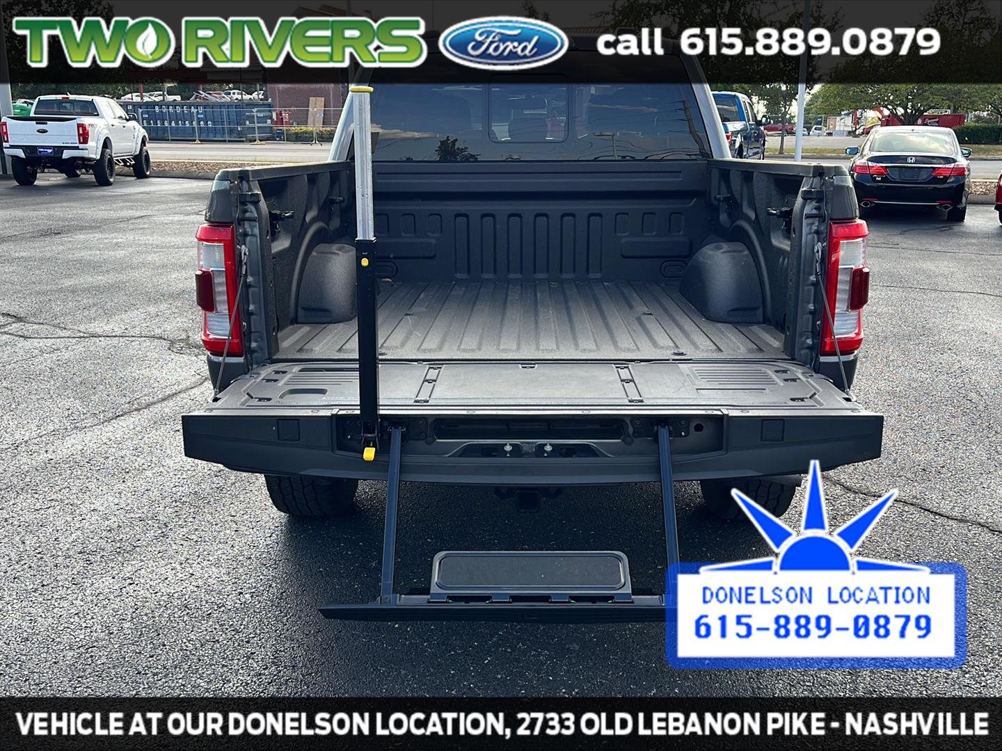 Used 2021 Carbonized Gray Metallic Ford LARIAT image 15