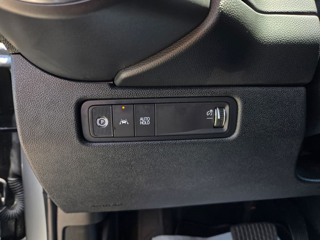 Used 2025 Gray Chevrolet LT image 13