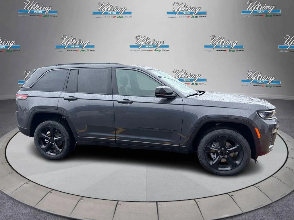 New 2026 Baltic Gray Metallic Clearcoat Jeep Limited image 2