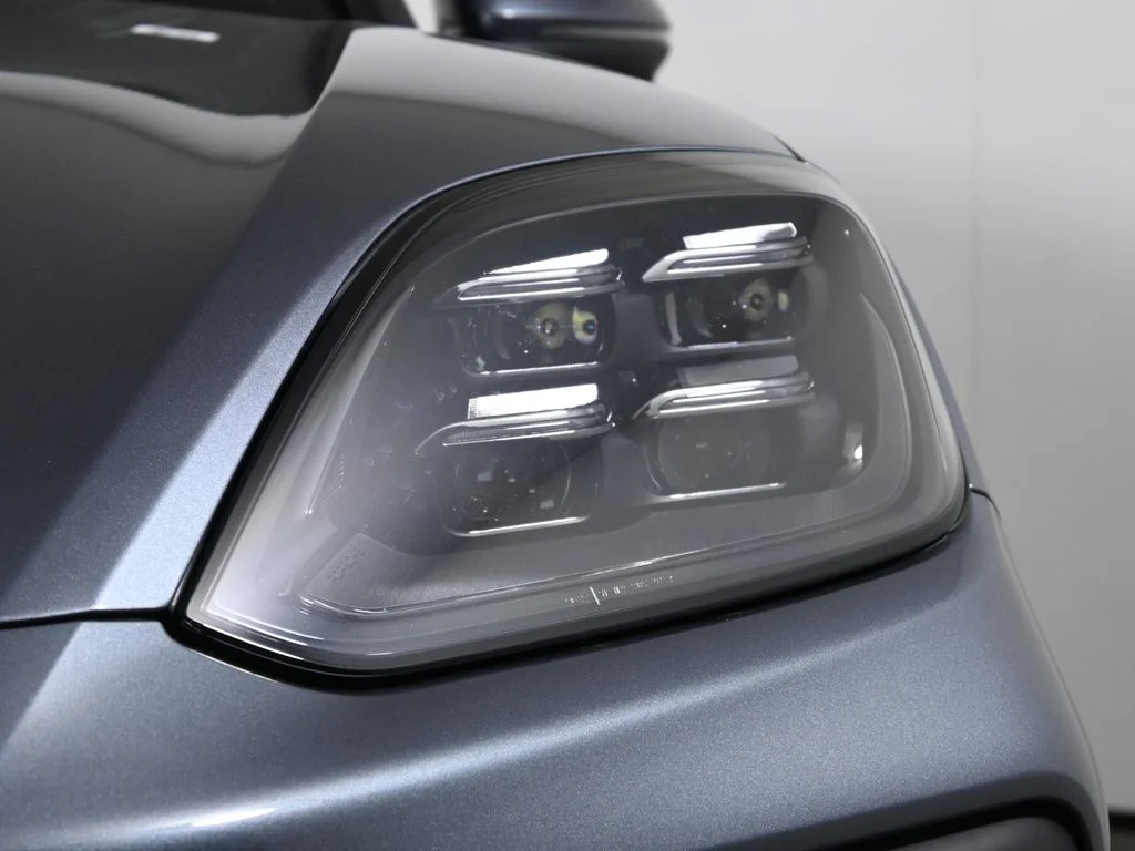 2026 Porsche Cayenne Base - Photo 11