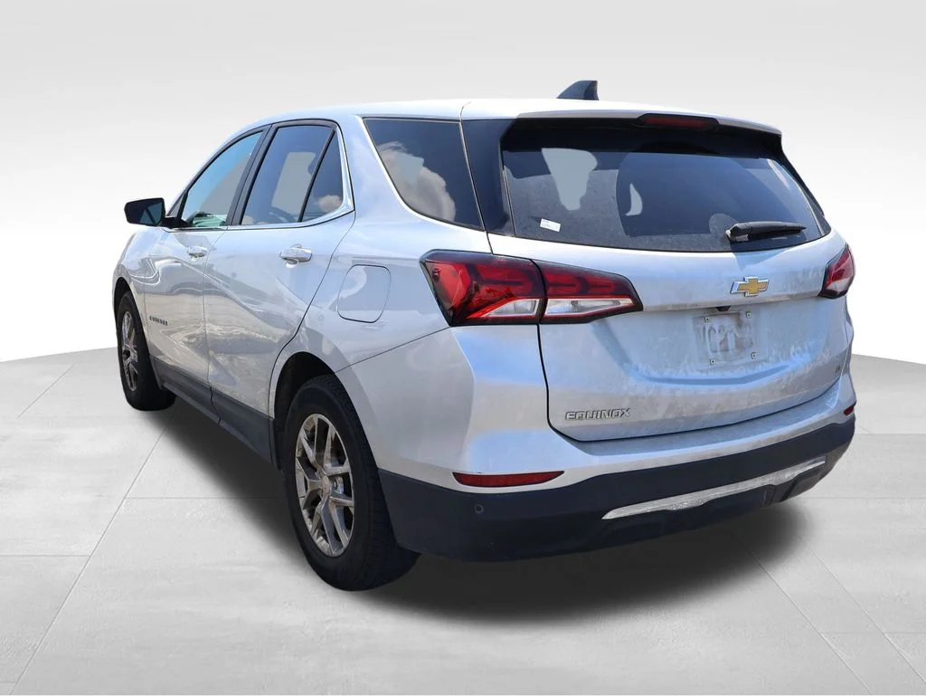 Used 2022 Silver Ice Metallic Chevrolet LT image 23