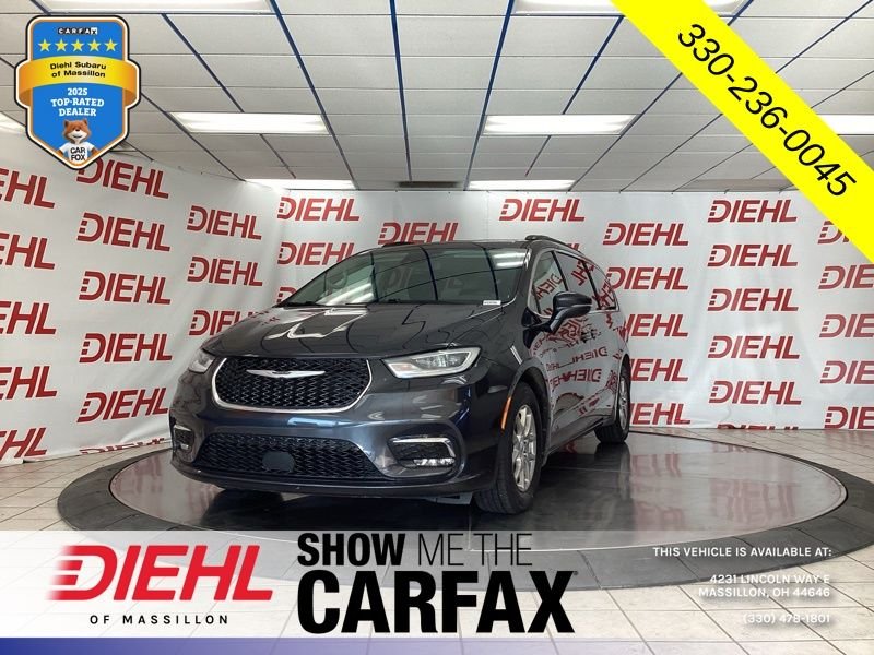 Used 2021 Gray Chrysler Touring image 3
