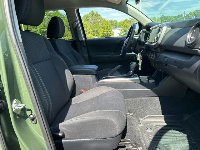 Certified Used 2021 Green Toyota SR5 image 25