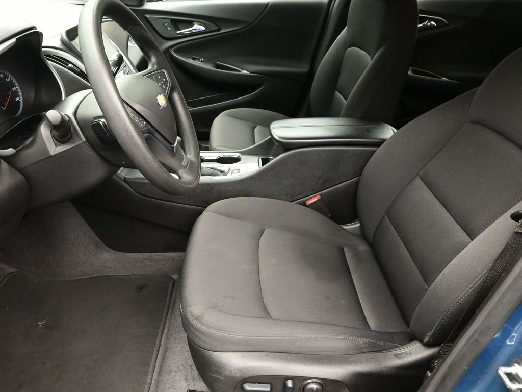 2024 Chevrolet Malibu 1LT - Photo 12