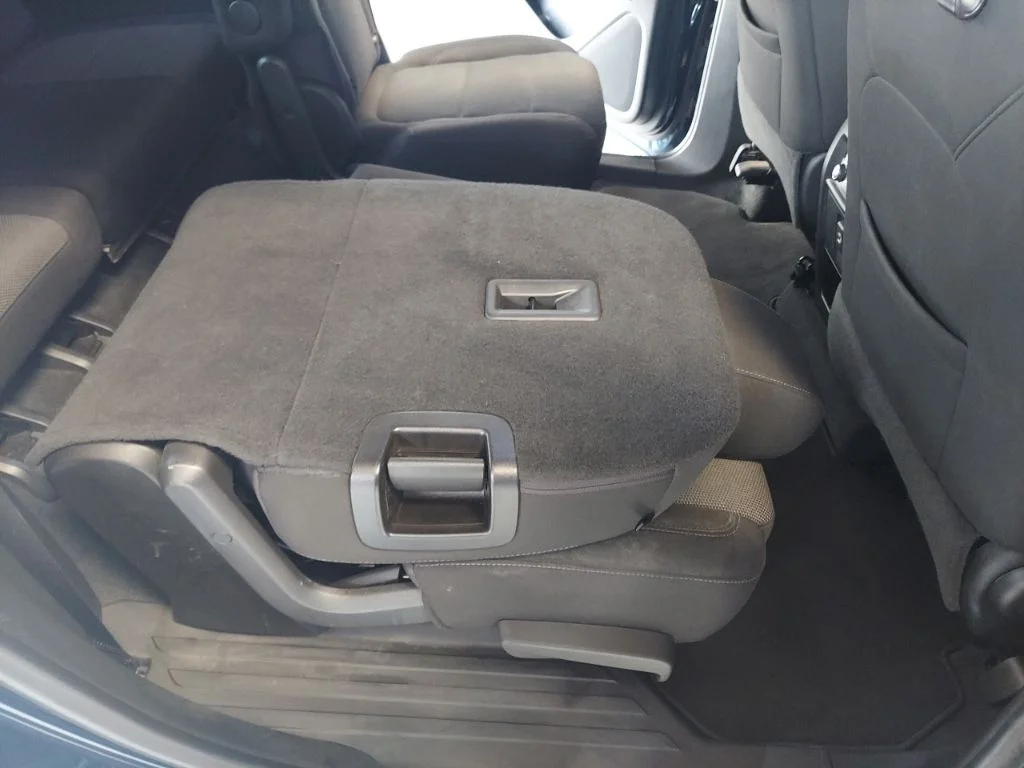 Used 2022 Blue Chevrolet LT image 34