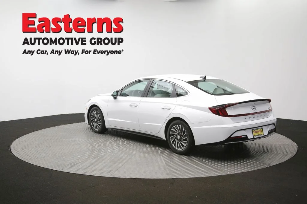 Used 2023 White Hyundai SEL image 63
