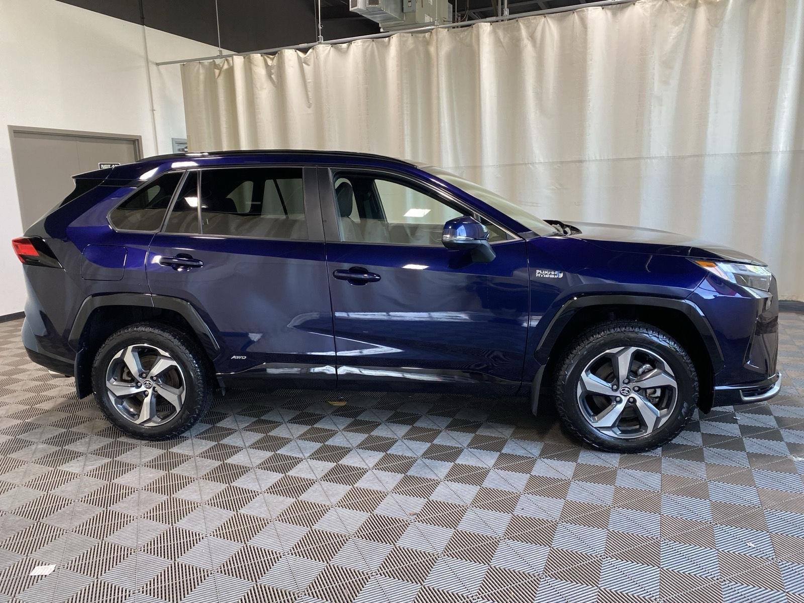 Certified Used 2024 Blueprint Toyota SE image 15