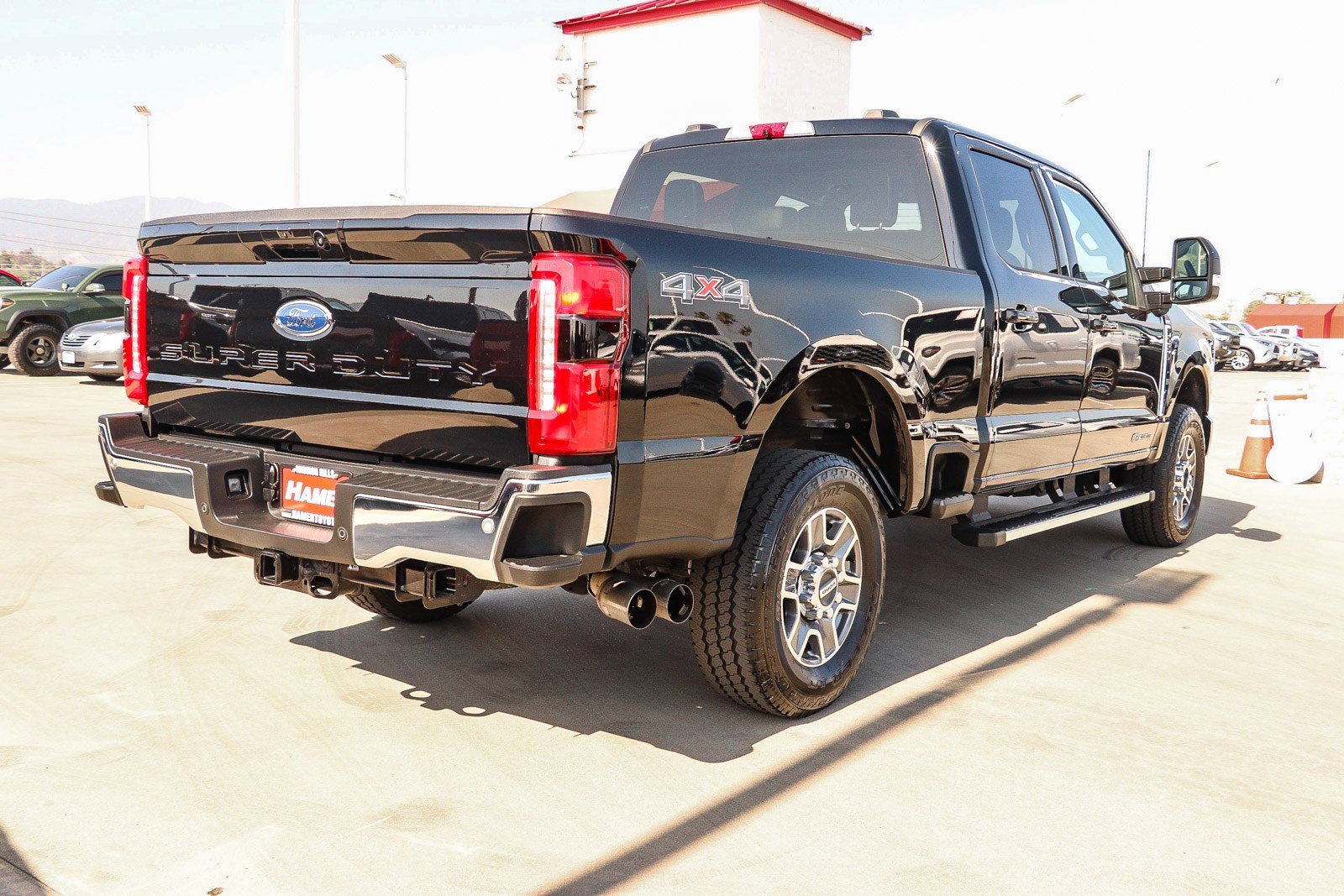 Used 2025 Black Metallic Ford LARIAT image 6
