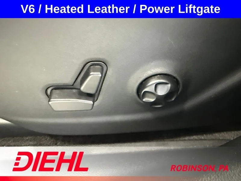 Used 2018 Blue Jeep Limited image 20