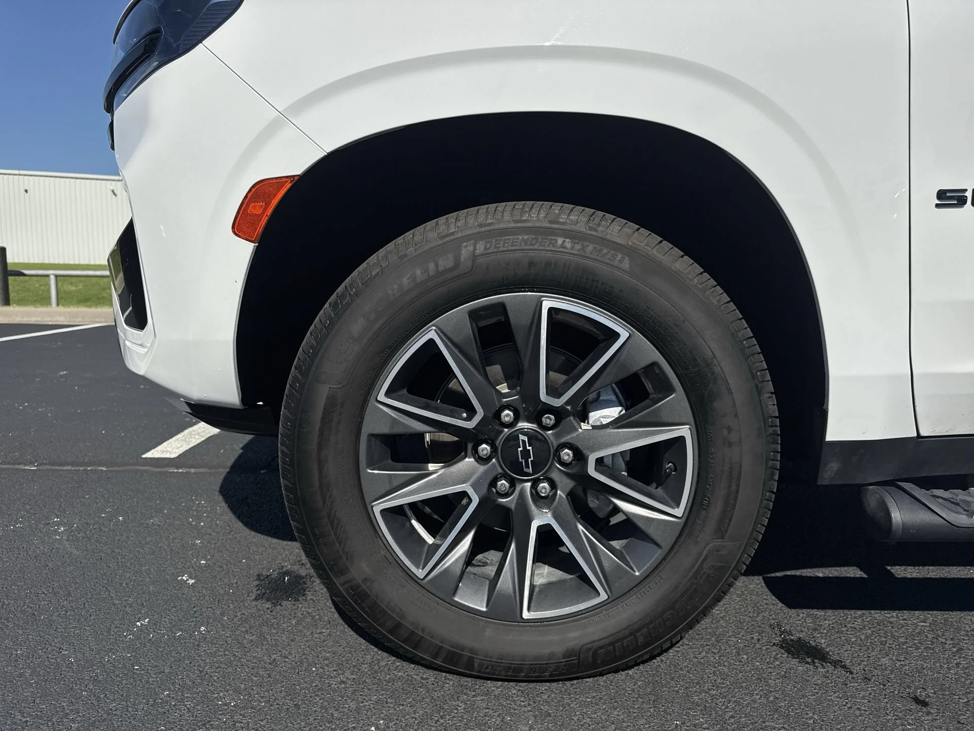 Certified Used 2023 Summit White Chevrolet Z71 image 10