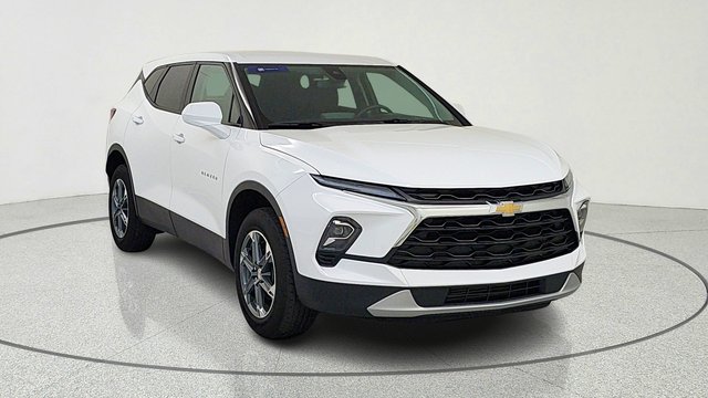 Pre-Owned 2024 Chevrolet Blazer 2LT Front Wheel Drive SUV