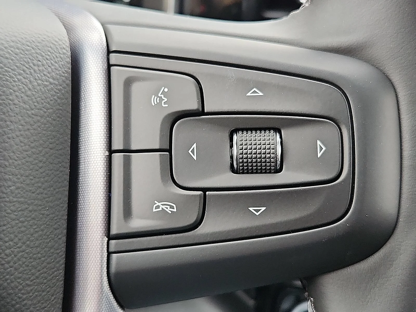New 2026 Onyx Black GMC SLE image 12