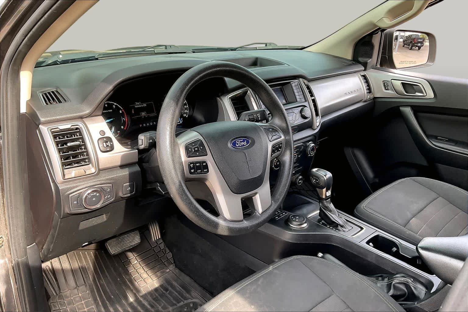 Used 2019 Magnetic Ford XLT image 17