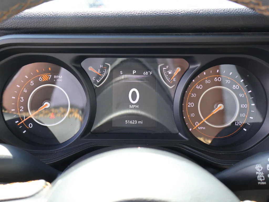 Used 2024 White Jeep Sport image 27